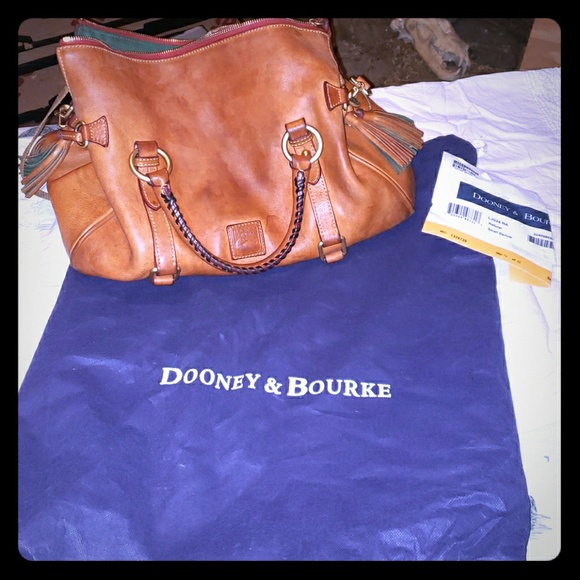 Purse - Picture 1 of 2